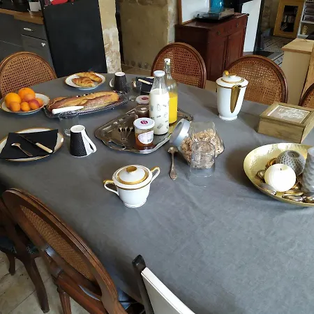 D'hote En Famille Bed & Breakfast *