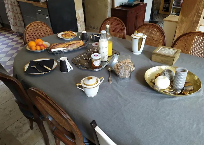 D'hote En Famille Bed & Breakfast 3*